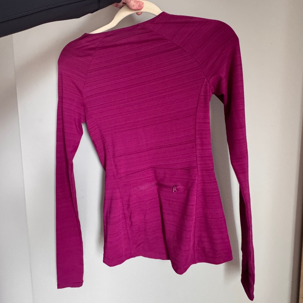 NWOT Athleta XXS Pacifica Contoured UPF Long-sleeve Top Vibrant Fuchsia - Picture 6 of 9